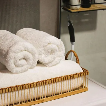 In شقة تيرانا